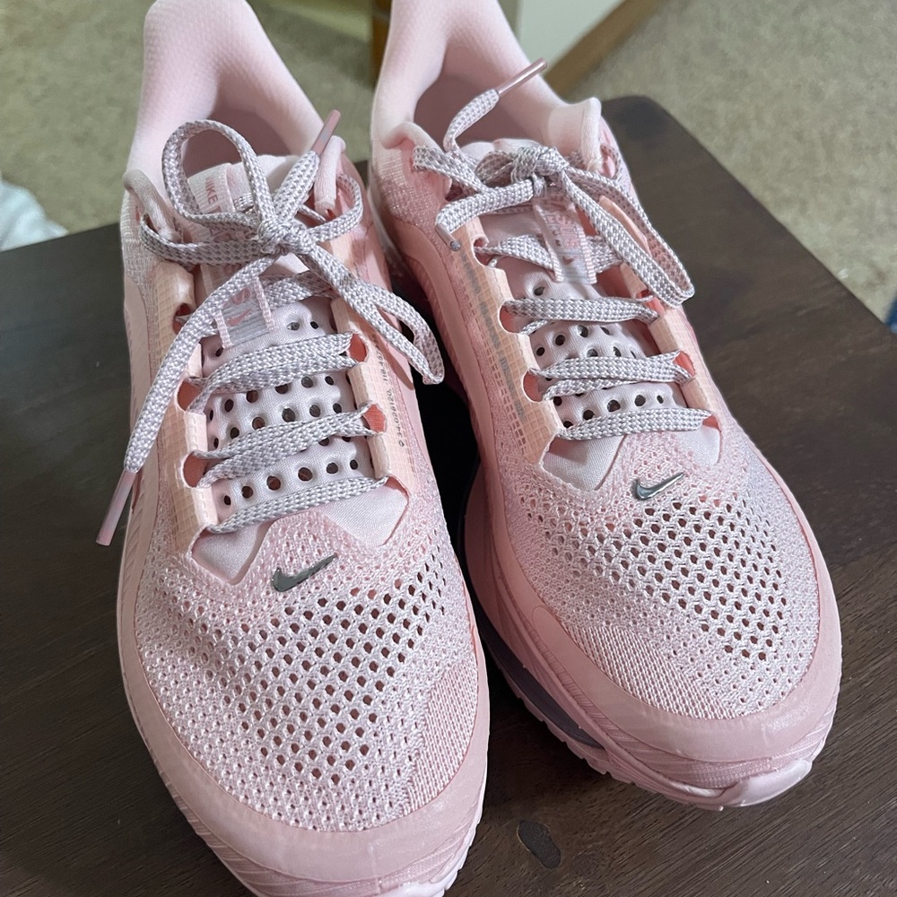 ✨Nike✨ Women's Pink Pegasus Premium running shoes